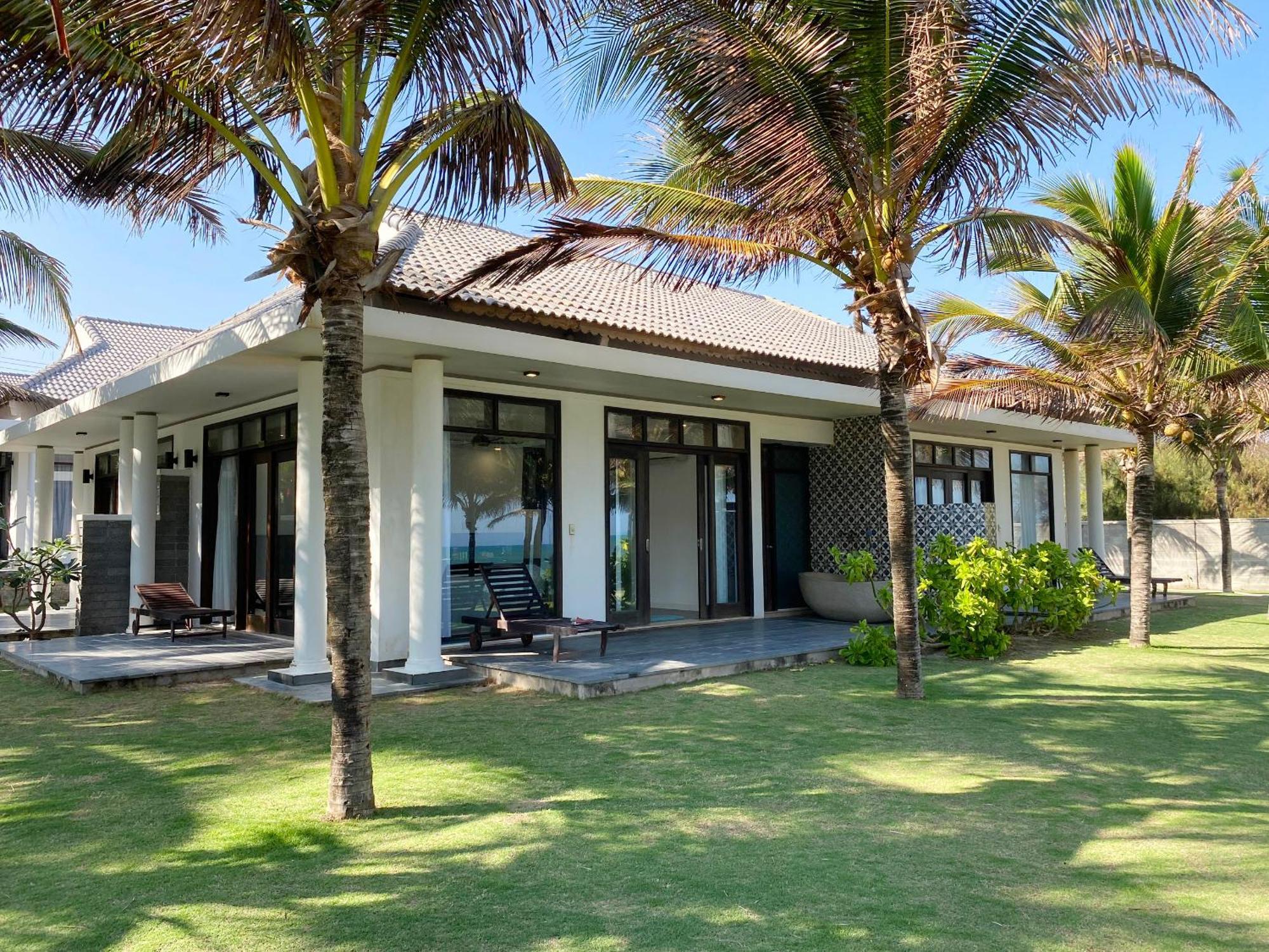 Starlight Villa Beach Resort & Spa Phan Thiết Buitenkant foto