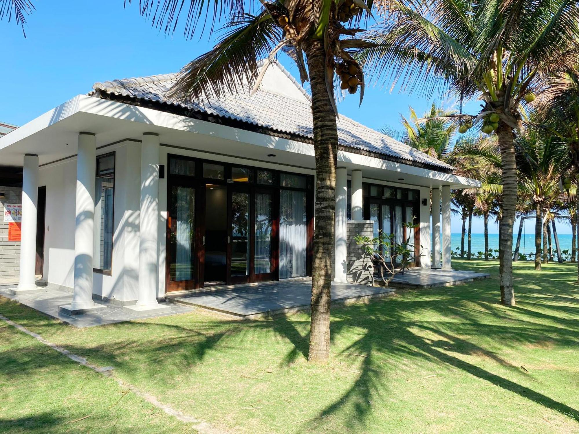 Starlight Villa Beach Resort & Spa Phan Thiết Buitenkant foto