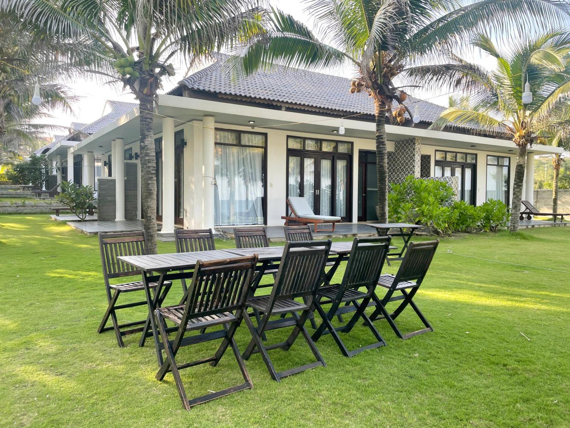 Starlight Villa Beach Resort & Spa Phan Thiết Buitenkant foto