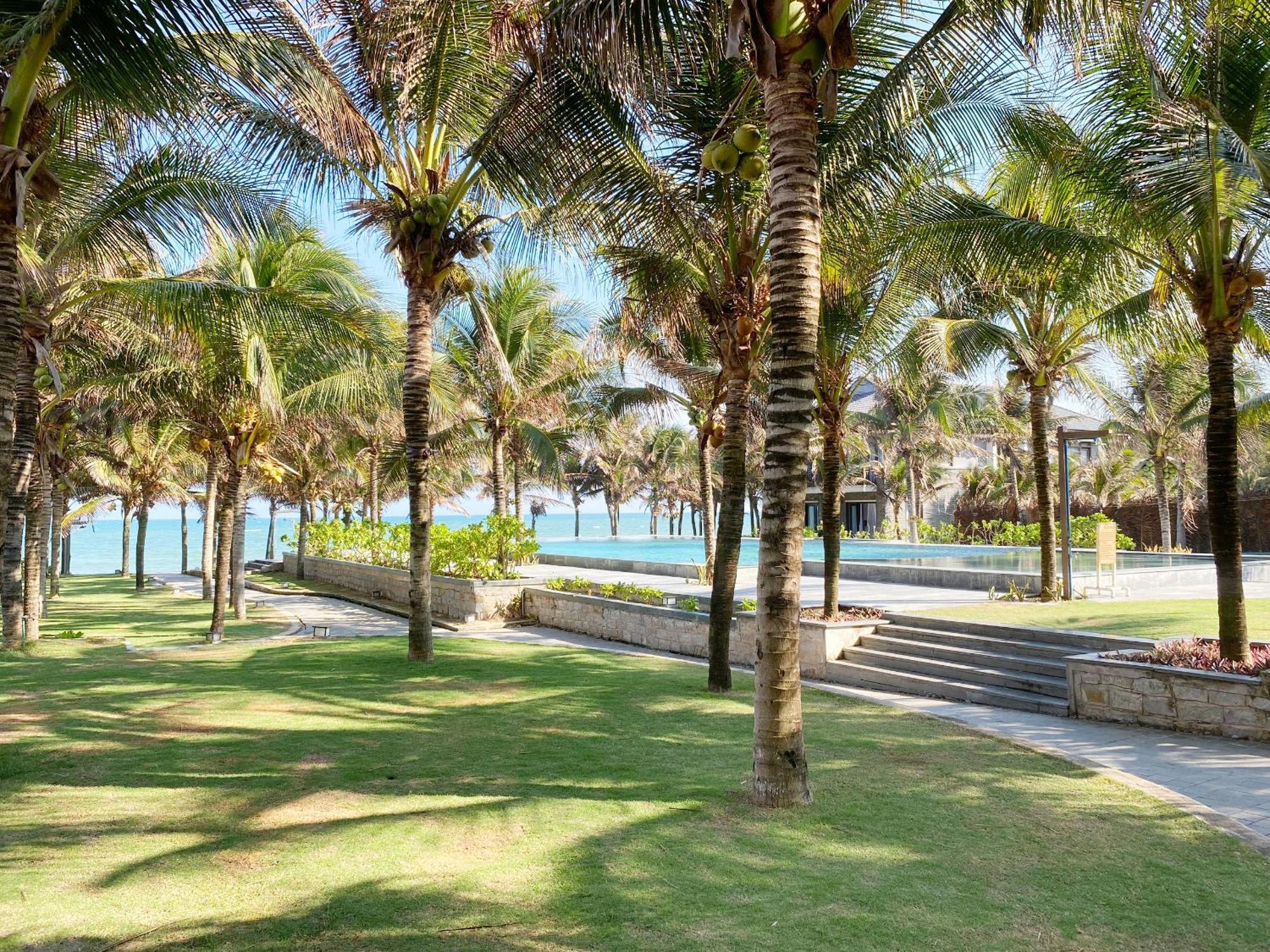 Starlight Villa Beach Resort & Spa Phan Thiết Buitenkant foto