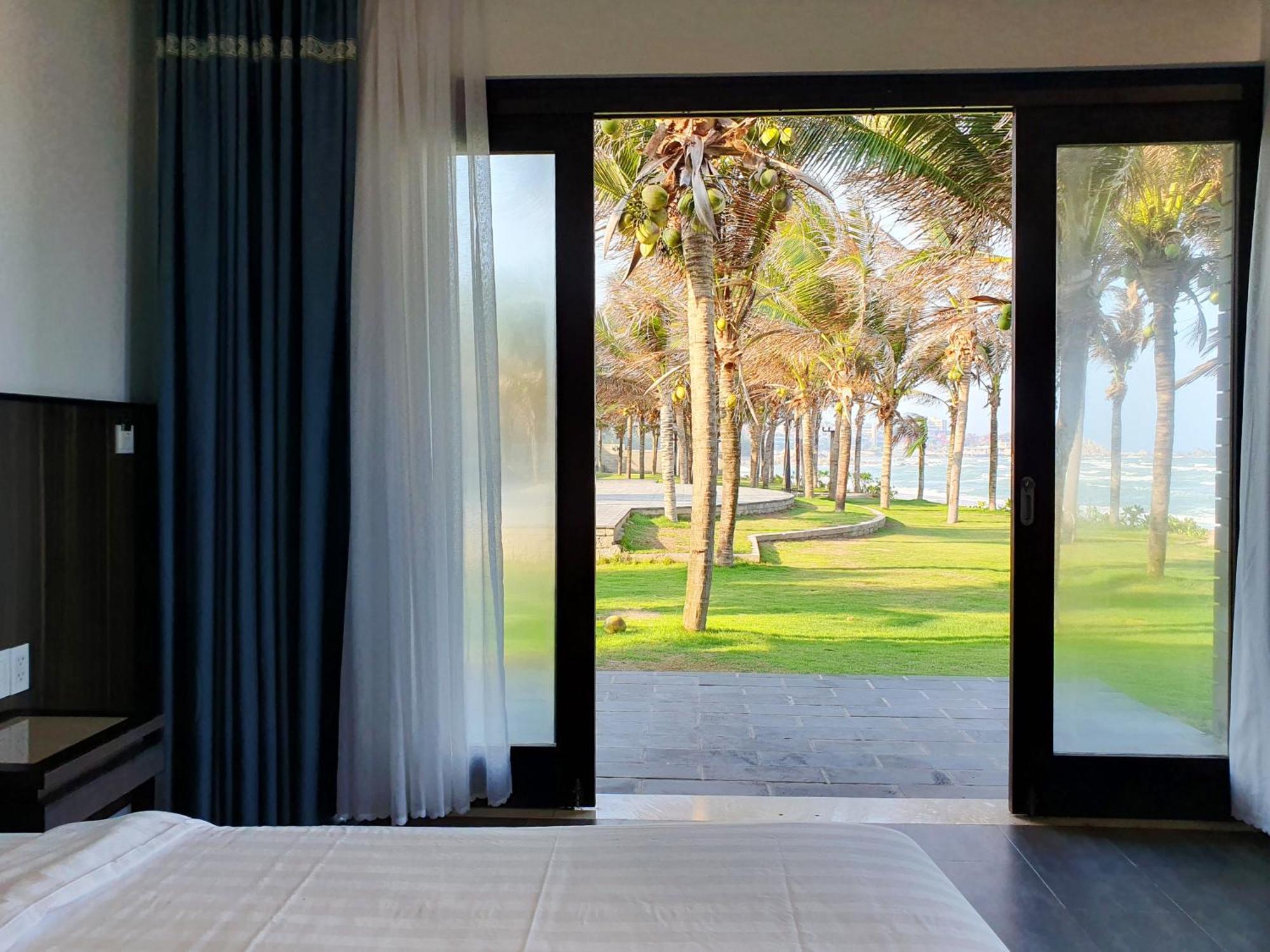 Starlight Villa Beach Resort & Spa Phan Thiết Buitenkant foto