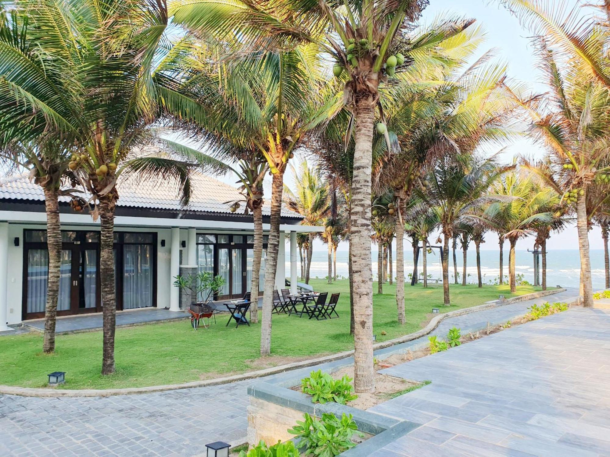 Starlight Villa Beach Resort & Spa Phan Thiết Buitenkant foto